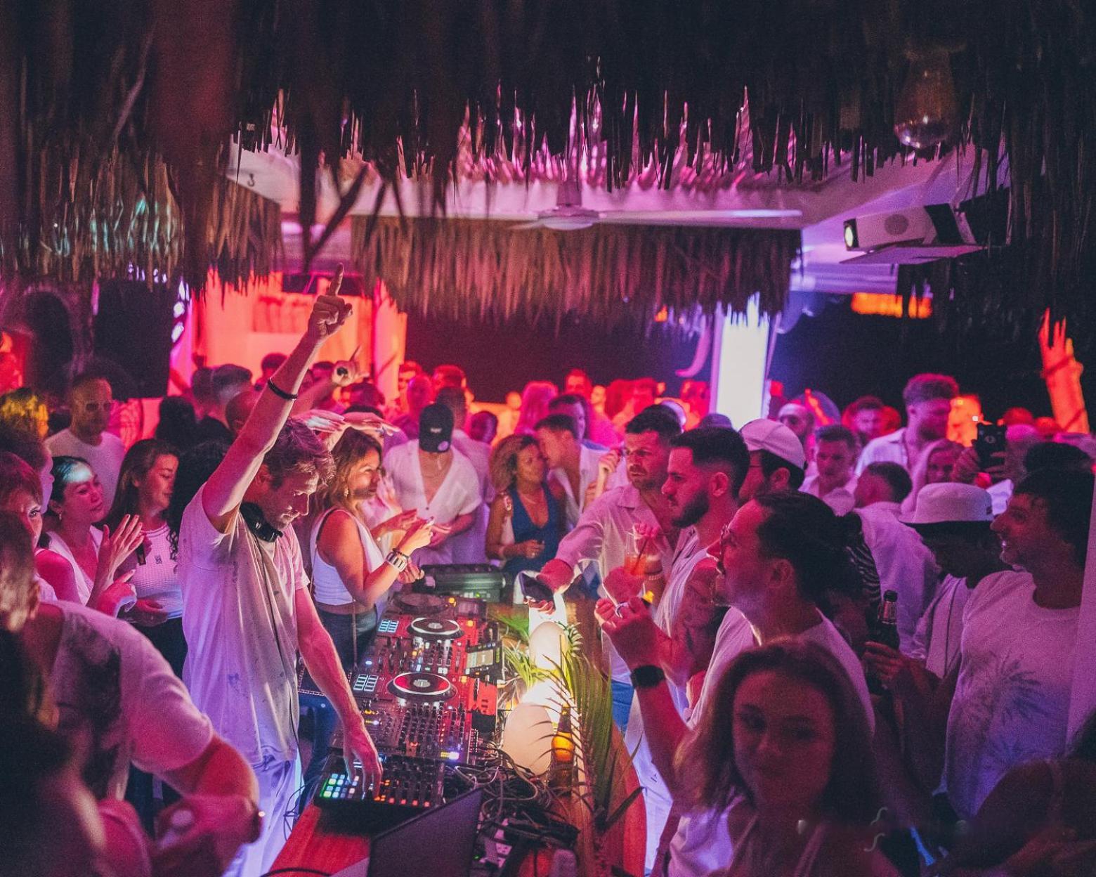 Resor Elephant Club & Samui